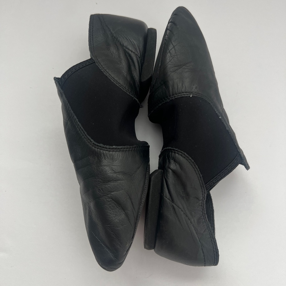 Capezio Jazz Shoes - Size: L